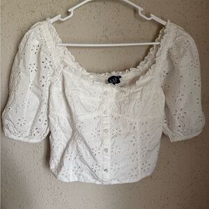 GAP White Eyelet Puff-Sleeve Crop Top with Scalloped Neckline